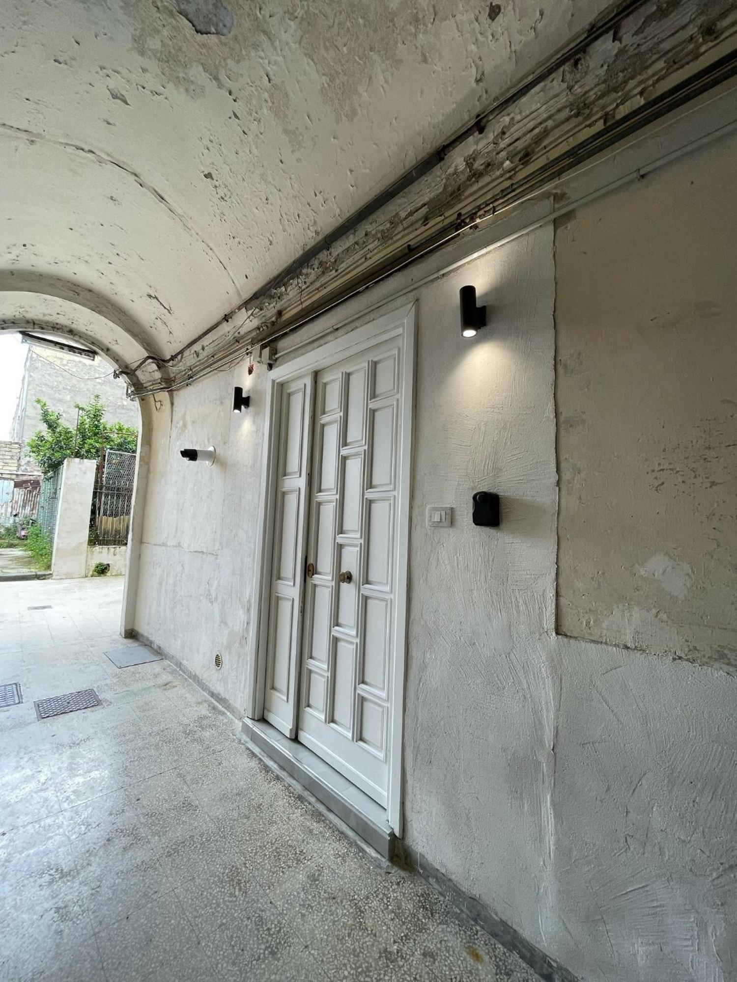 Ferienwohnung Charm E Chic Neapel Exterior foto