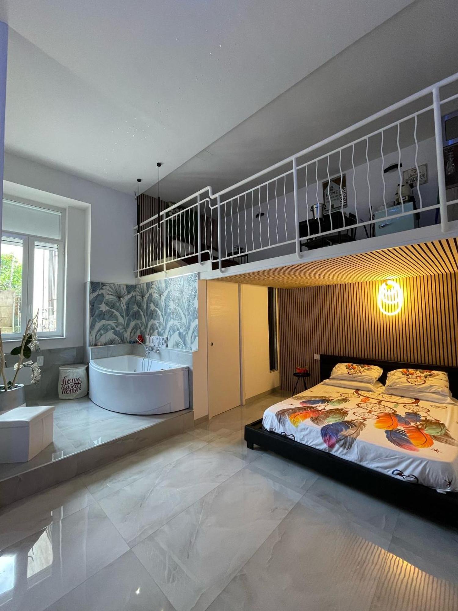 Ferienwohnung Charm E Chic Neapel Exterior foto
